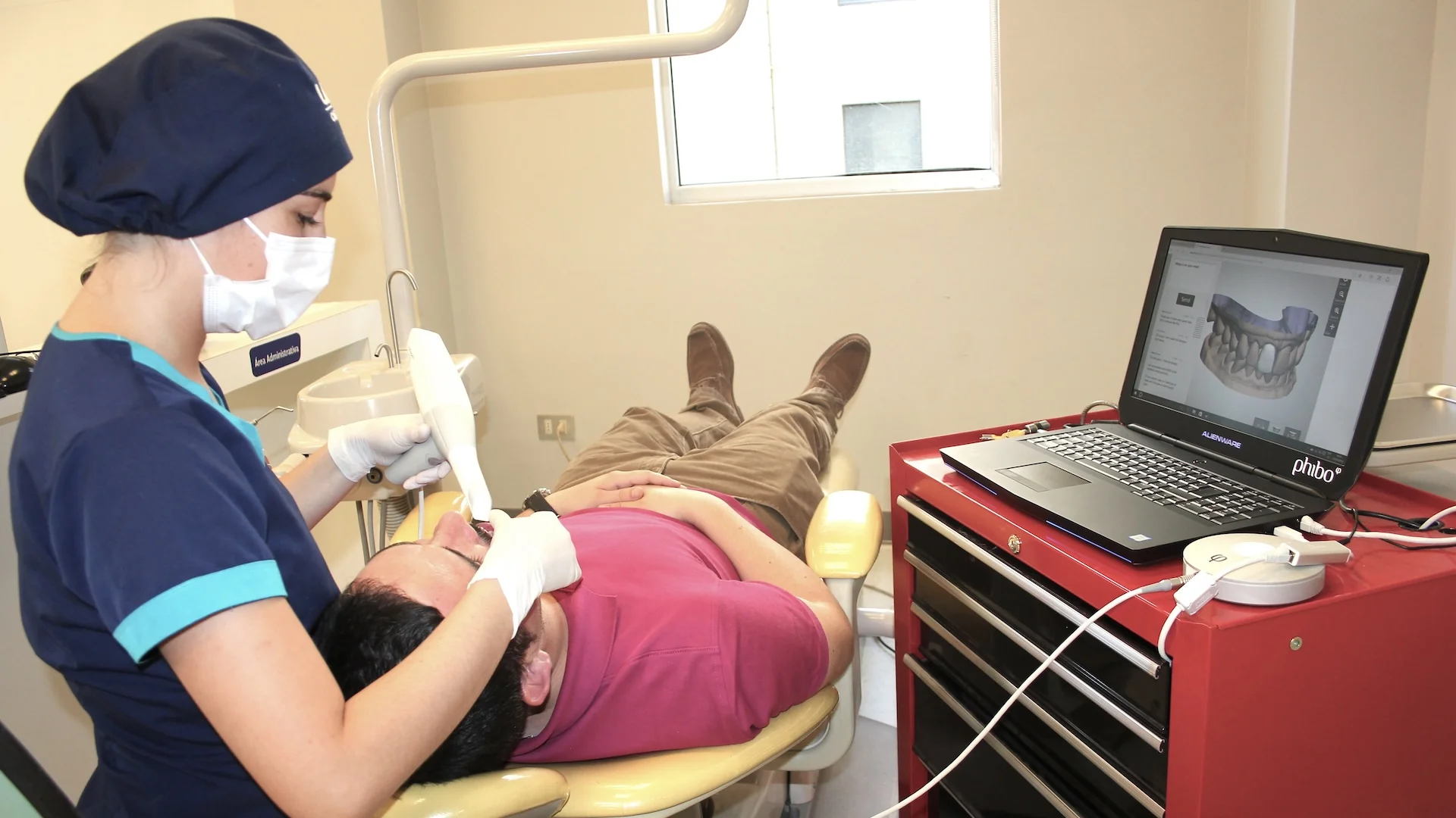 Formación 7 Cómo mejorar la enseñanza y reducir los gastos de la clínica_DIC